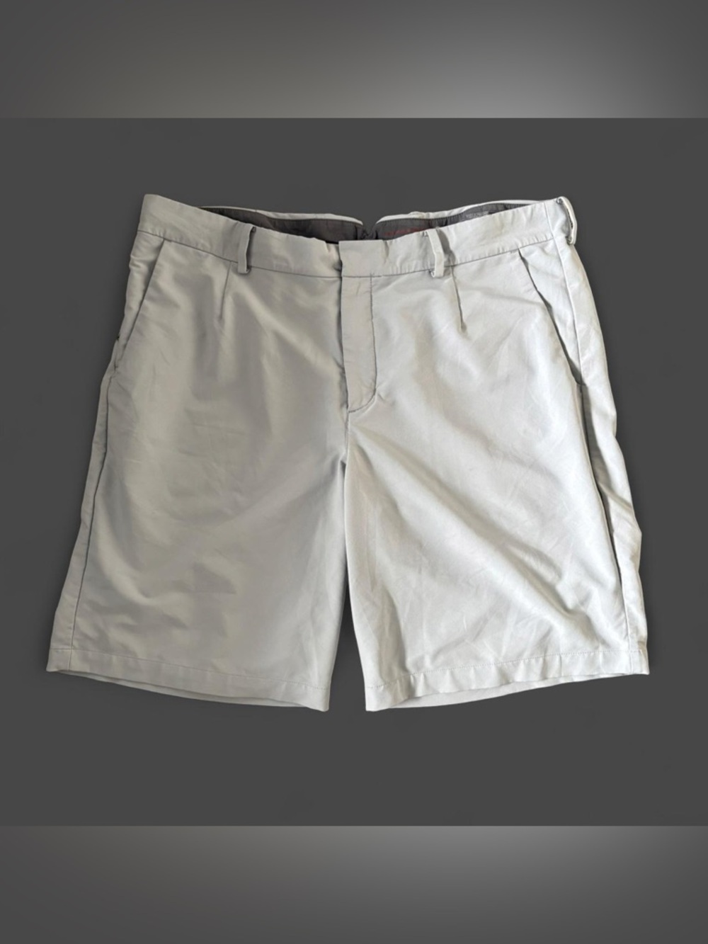 Nike men’s Grey golf shorts, Size: 36" #golfwear #summer